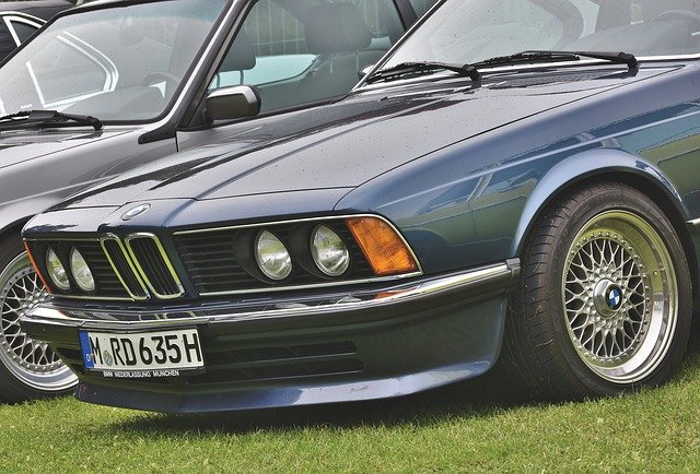 BMW auto